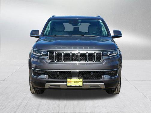 Baltic Gray Metallic Clearcoat 2022 Jeep Wagoneer Series III 4x4