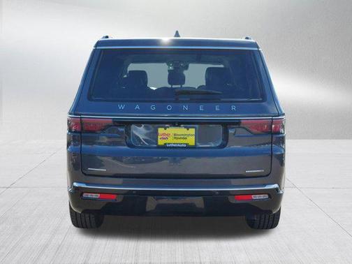 Baltic Gray Metallic Clearcoat 2022 Jeep Wagoneer Series III 4x4