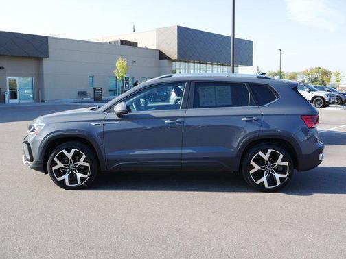 2023 Volkswagen Taos 1.5T SEL