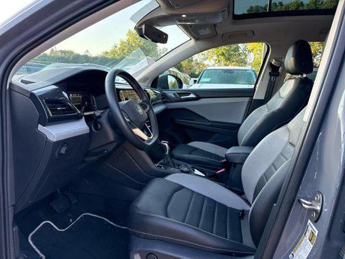 2023 Volkswagen Taos 1.5T SEL