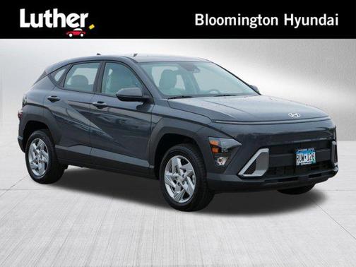 2025 Hyundai KONA SE