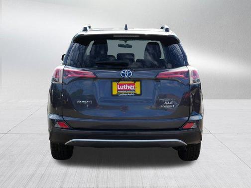 2016 Toyota RAV4 Hybrid XLE