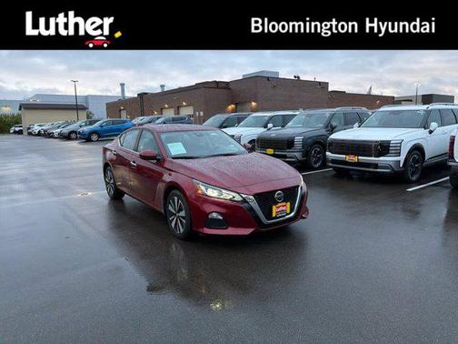 2021 Nissan Altima 2.5 SV