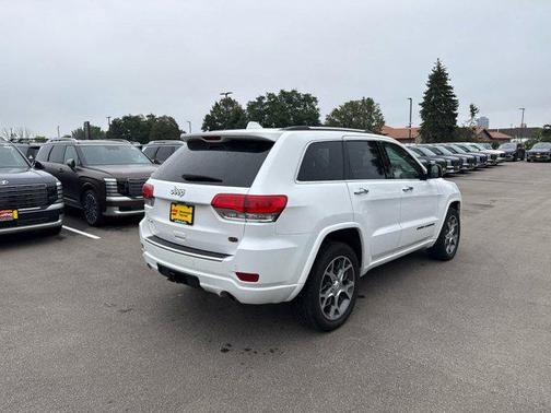 2020 Jeep Grand Cherokee Overland