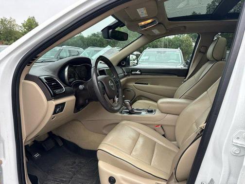 2020 Jeep Grand Cherokee Overland