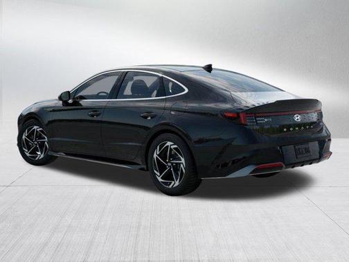 2026 Hyundai SONATA SEL