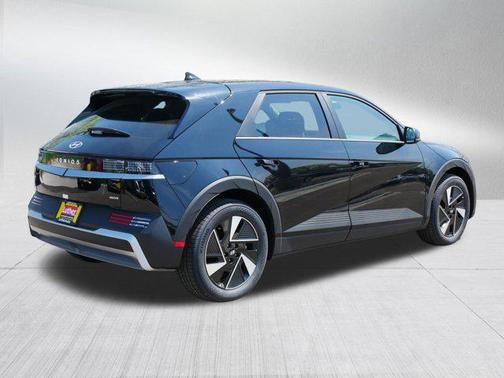 2025 Hyundai IONIQ 5 SE