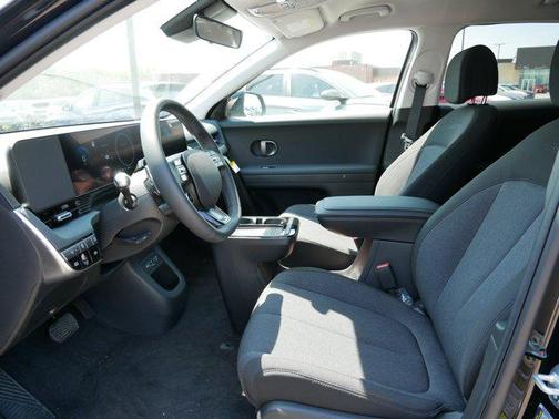 2025 Hyundai IONIQ 5 SE