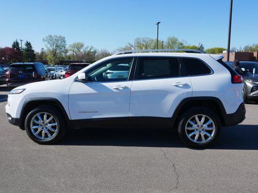 Bright White Clearcoat 2017 Jeep Cherokee Limited