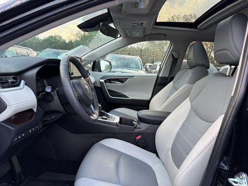 2024 Toyota RAV4 Limited