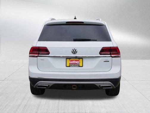 Pure White 2019 Volkswagen Atlas 3.6L SEL Premium