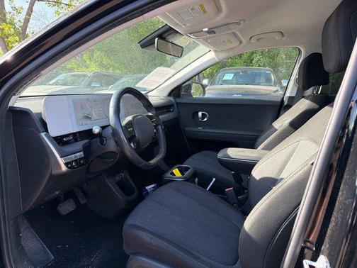 Abyss Black 2023 Hyundai IONIQ 5 SE