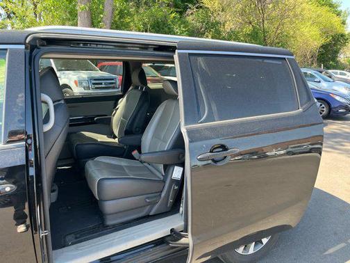 2015 Kia Sedona SX