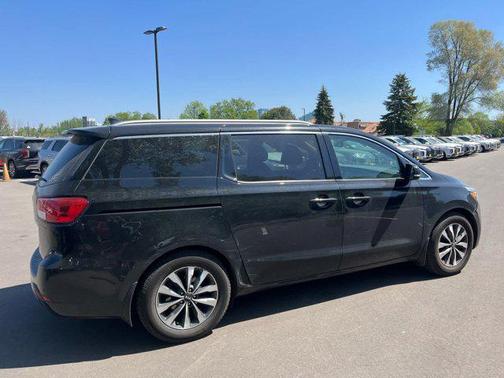 2015 Kia Sedona SX