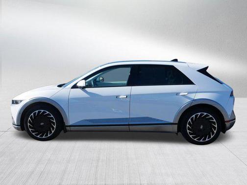 Atlas White 2023 Hyundai IONIQ 5 Limited