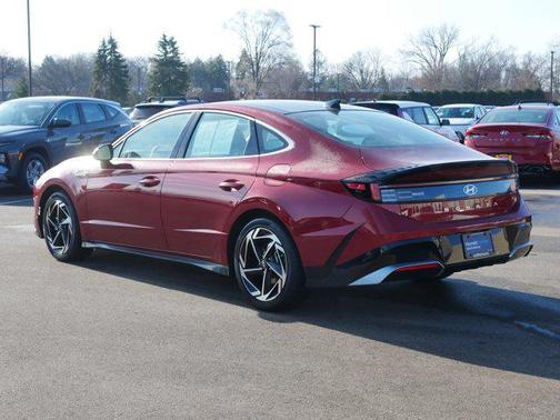 2025 Hyundai SONATA SEL
