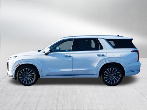 Hyper White 2024 Hyundai PALISADE Calligraphy