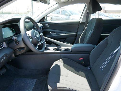 2025 Hyundai ELANTRA HEV Blue