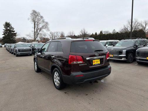2011 Kia Sorento LX