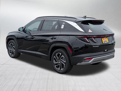 Ash Black 2026 Hyundai TUCSON Hybrid Limited
