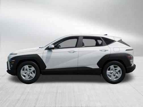 2025 Hyundai KONA SE