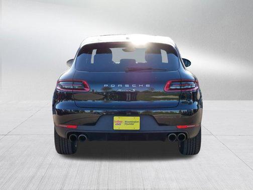 2017 Porsche Macan S