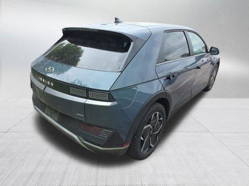 Digital Teal 2023 Hyundai IONIQ 5 SEL