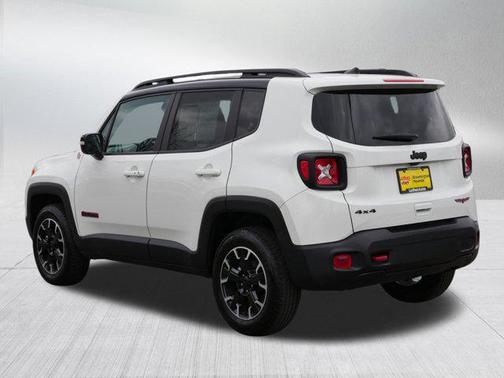 2023 Jeep Renegade Trailhawk