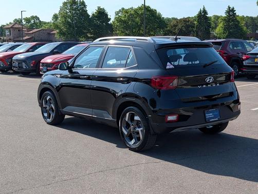 Onyx Black 2026 Hyundai VENUE SEL