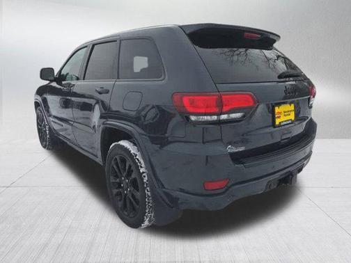 2017 Jeep Grand Cherokee Altitude