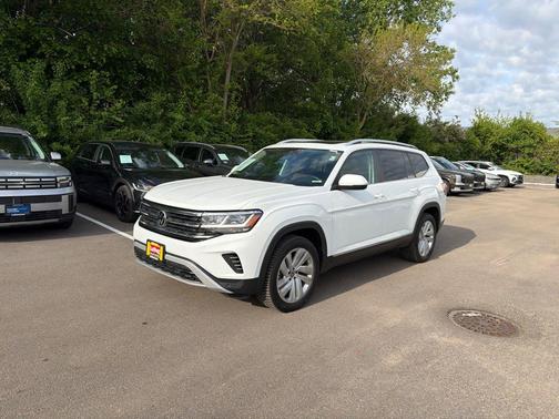 Pure White 2021 Volkswagen Atlas 3.6L SEL