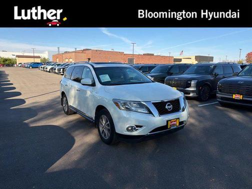 2016 Nissan Pathfinder SL