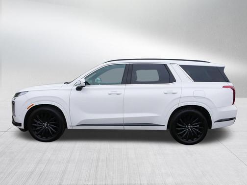 Hyper White 2024 Hyundai PALISADE Calligraphy Night Edition