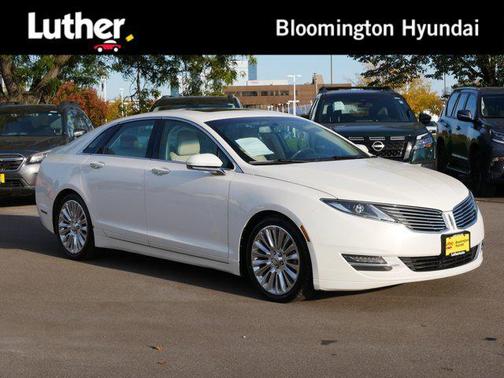 2013 Lincoln MKZ Base