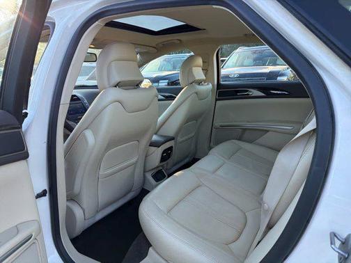 2013 Lincoln MKZ Base