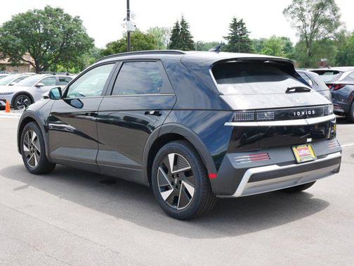 2025 Hyundai IONIQ 5 SEL