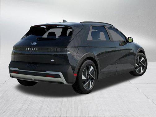 2025 Hyundai IONIQ 5 SEL