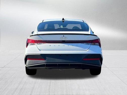 2025 Hyundai ELANTRA Sport