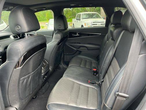2019 Kia Sorento SX