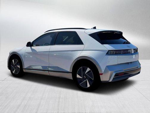 Atlas White 2026 Hyundai IONIQ 5 Limited