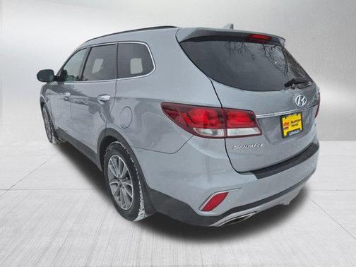 2018 Hyundai SANTA FE SE