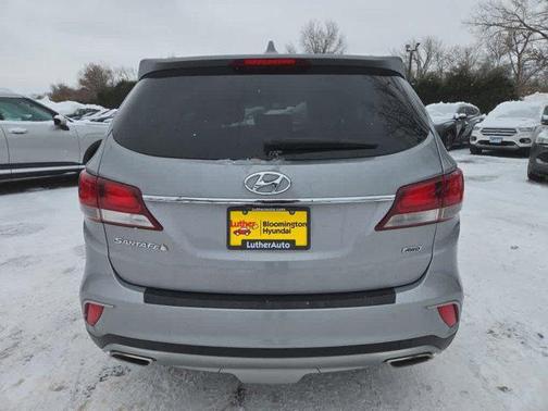 2018 Hyundai SANTA FE SE