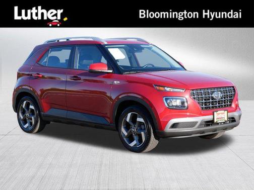 2022 Hyundai VENUE SEL