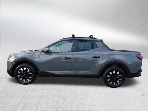 2025 Hyundai SANTA CRUZ SEL Activity