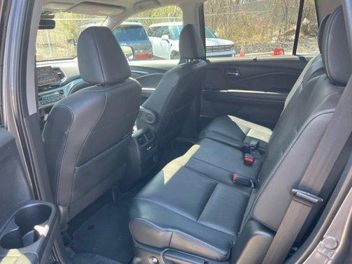 2022 Honda Pilot AWD Special Edition