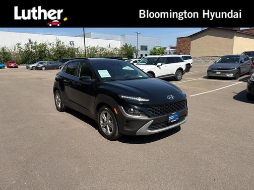 Abyss Black Pearl 2023 Hyundai KONA SEL
