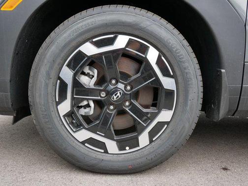 2025 Hyundai SANTA FE SEL 2.4