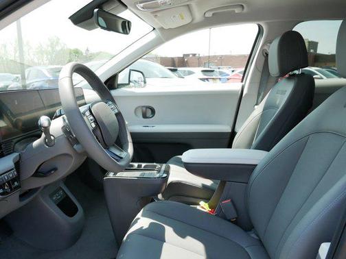2025 Hyundai IONIQ 5 SEL