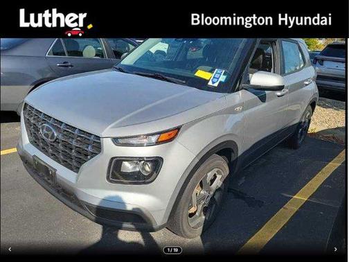 2022 Hyundai VENUE SEL