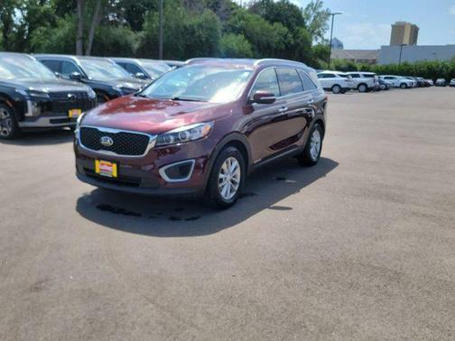 2017 Kia Sorento LX